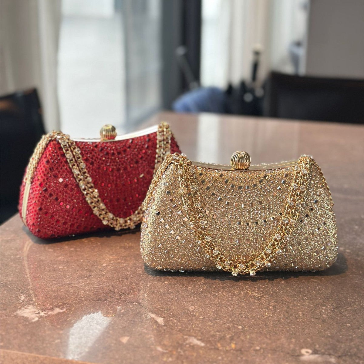 Theresa Diamant Clutch in 2 Varianten – Funkelnde Braut-Handtasche mit Strass von Angeleyes & Beauty
